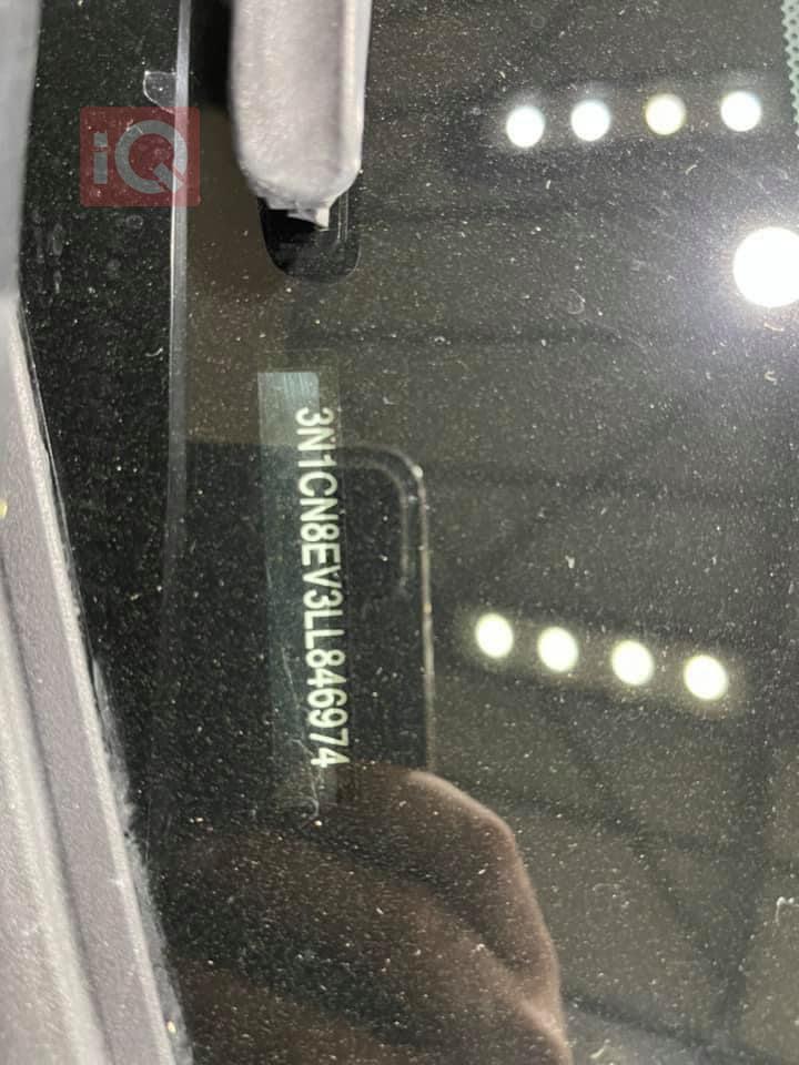 نیسان ڤێرسا